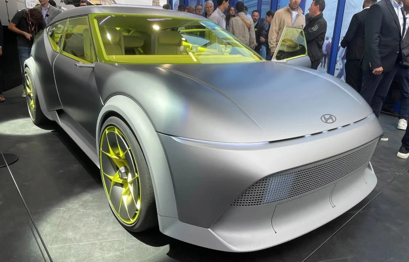 Munich Motor Show: The Hyundai Concept Three offers a glimpse of an upcoming electric hatchback. Featured Image